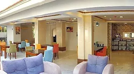 Hotell Lavin Garden