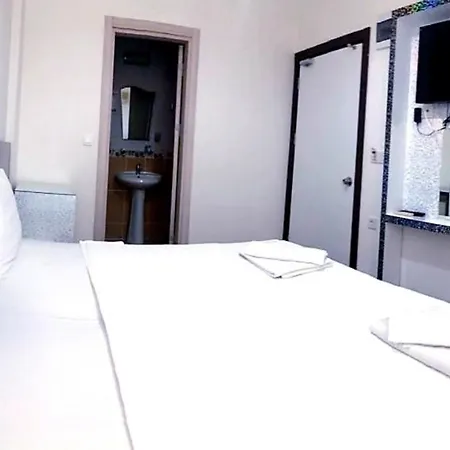 拉文花园酒店 酒店 安塔利亚