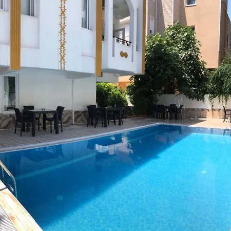 拉文花园酒店 安塔利亚