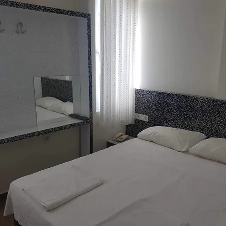 Lavin Garden 3* אנטליה