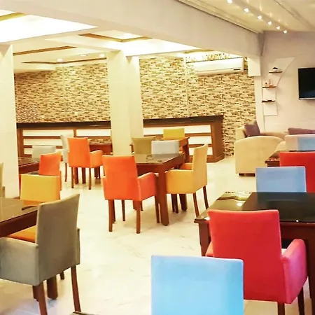 拉文花园酒店 3* 安塔利亚